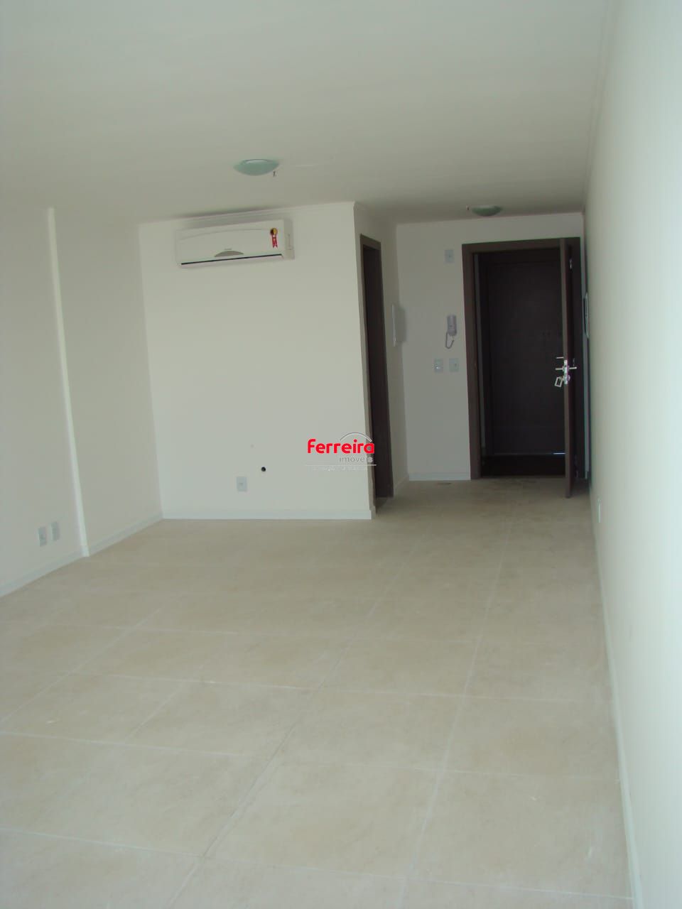 Sala Comercial no Walk Offices Praia de Belas, 1 sala, à venda, 37 m², Praia de Belas - Porto Alegre — foto 2