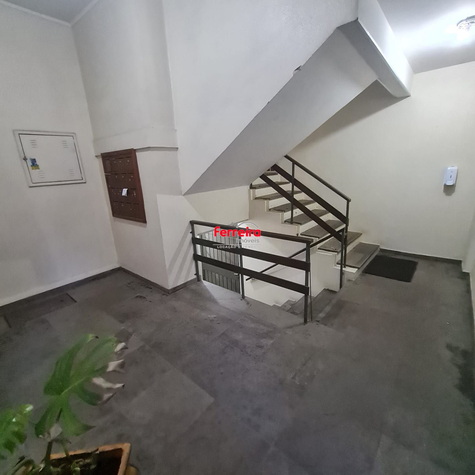 HALL ENTRADA EDIFICIO