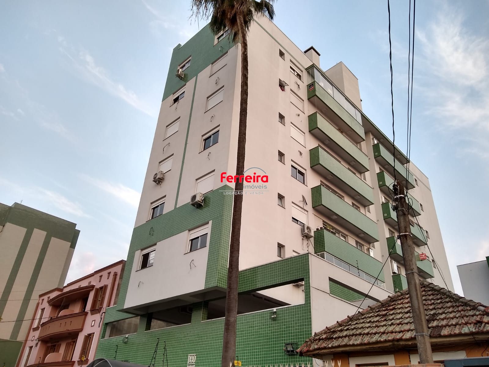 Apartamento 2 Dormitórios com Garagem à Venda no Menino Deus – Investidor | Porto Alegre