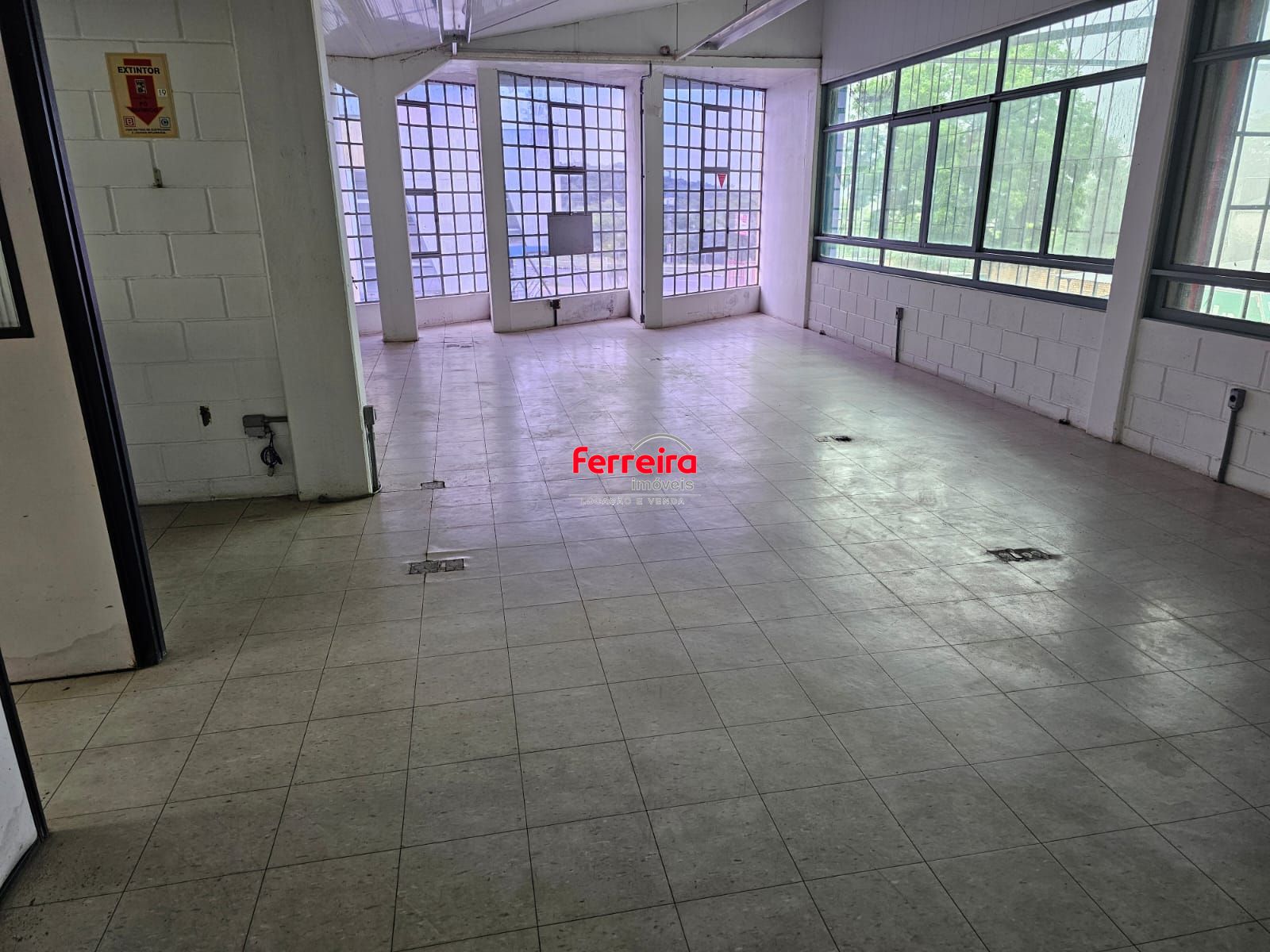 Pavilhão, 3 quartos, à venda, 2.200 m², Morro Santana - Porto Alegre — foto 3