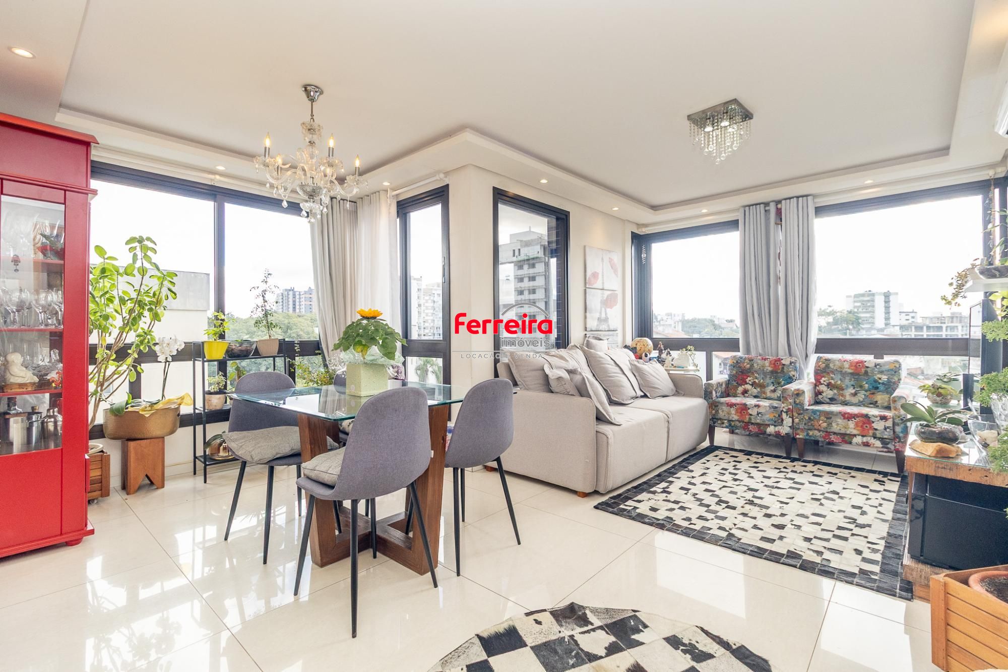 LIndo 2 dormitório com 2 vagas há 10 minutos do Iguatemi