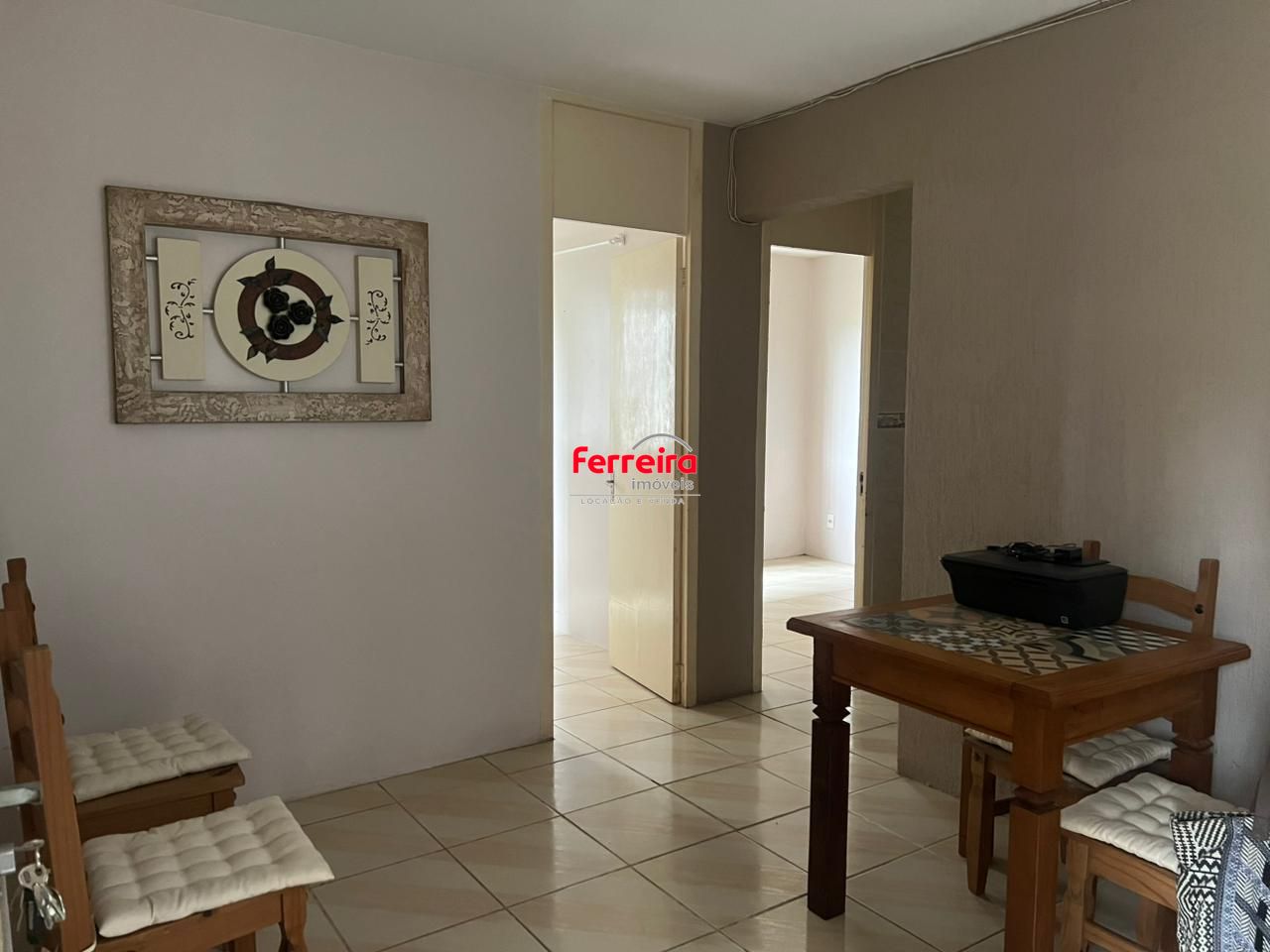 Apartamento com 2 dormitórios, vaga de garagem, no bairro Rubem Berta- Porto Alegre/RS