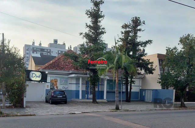 casa com 4 dormitórios no bairro Higienópolis