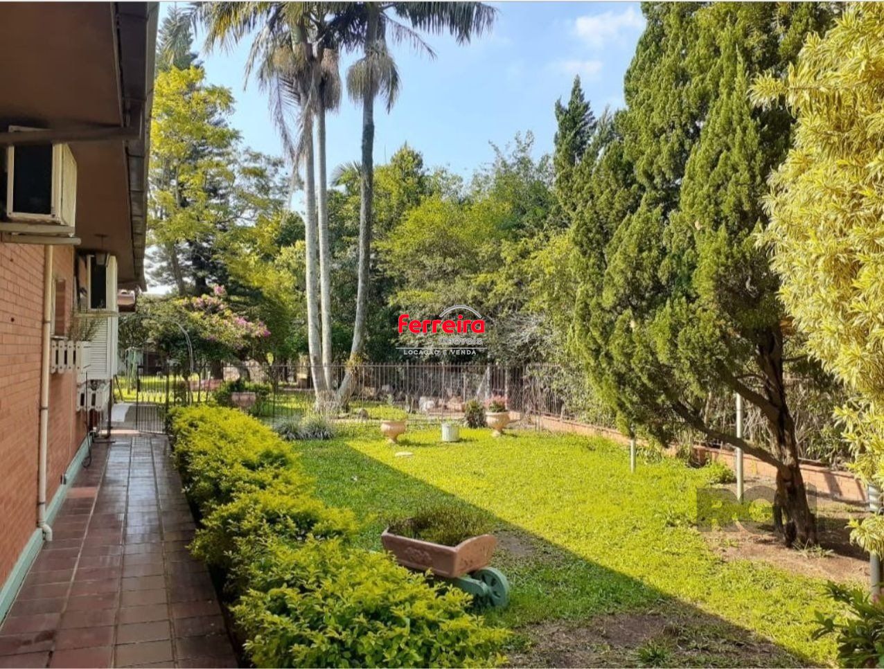 Terreno com 1353 m² no centro de Esteio / RS.