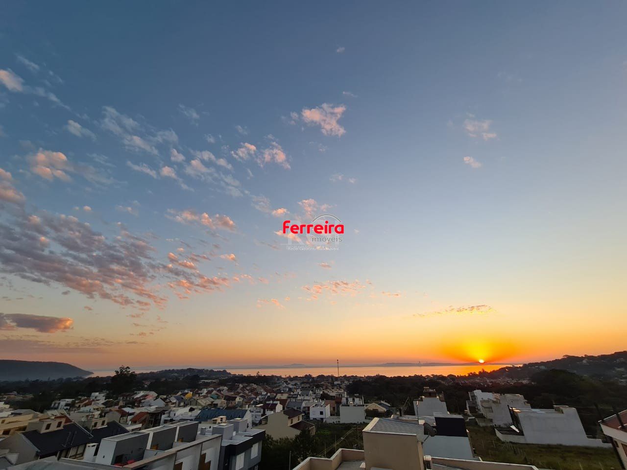 Terreno para Venda - 0m², 0 dormitórios, Guarujá, Porto Alegre
