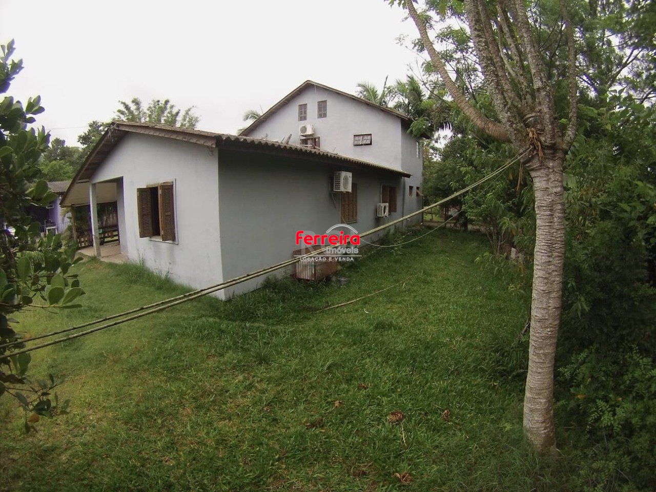 Casa 5 dormitórios no bairro Ponta Grossa
