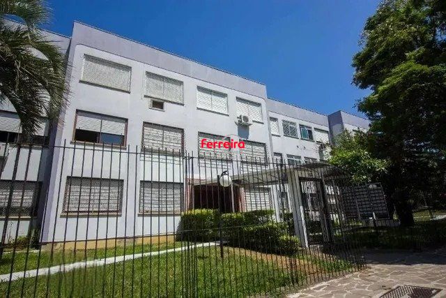 ÓTIMO APARTAMENTO COM UM DORMITÓRIO, BAIRRO MORRO SANTANA