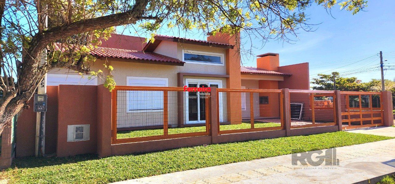 CASA TERREA NOVA 2 Dormitórios Praia Arroio Teixeira, 1 suite, 88,93m²