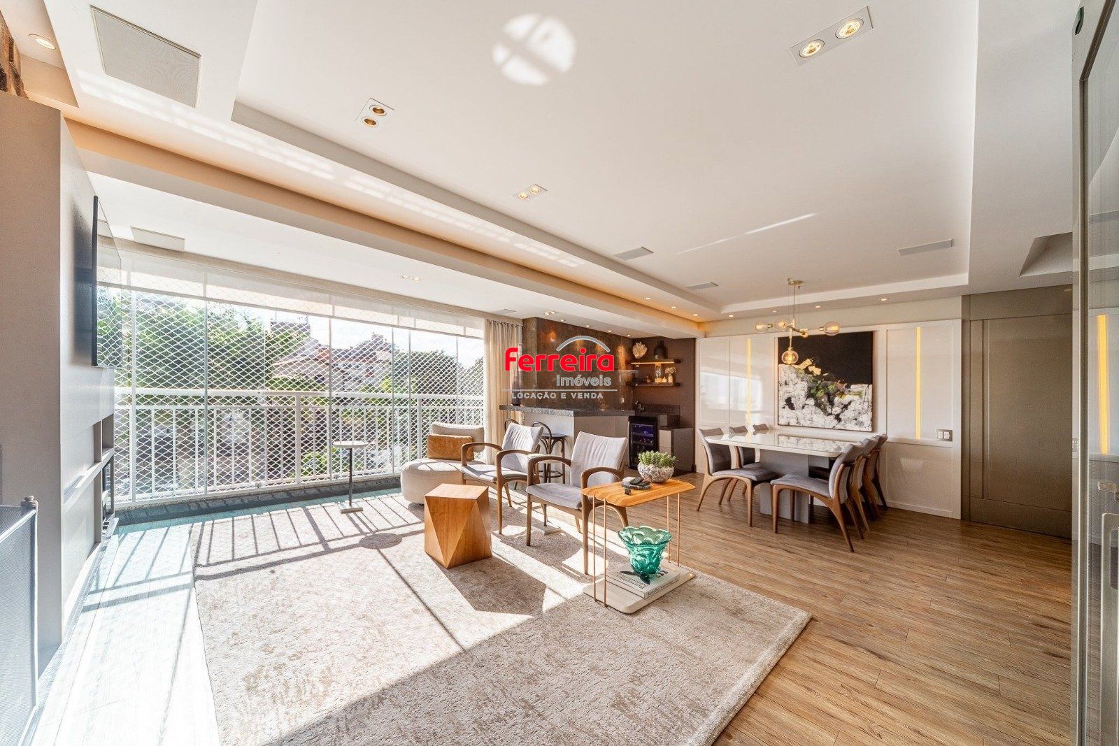 Apartamento com duas suítes no Jardim Europa