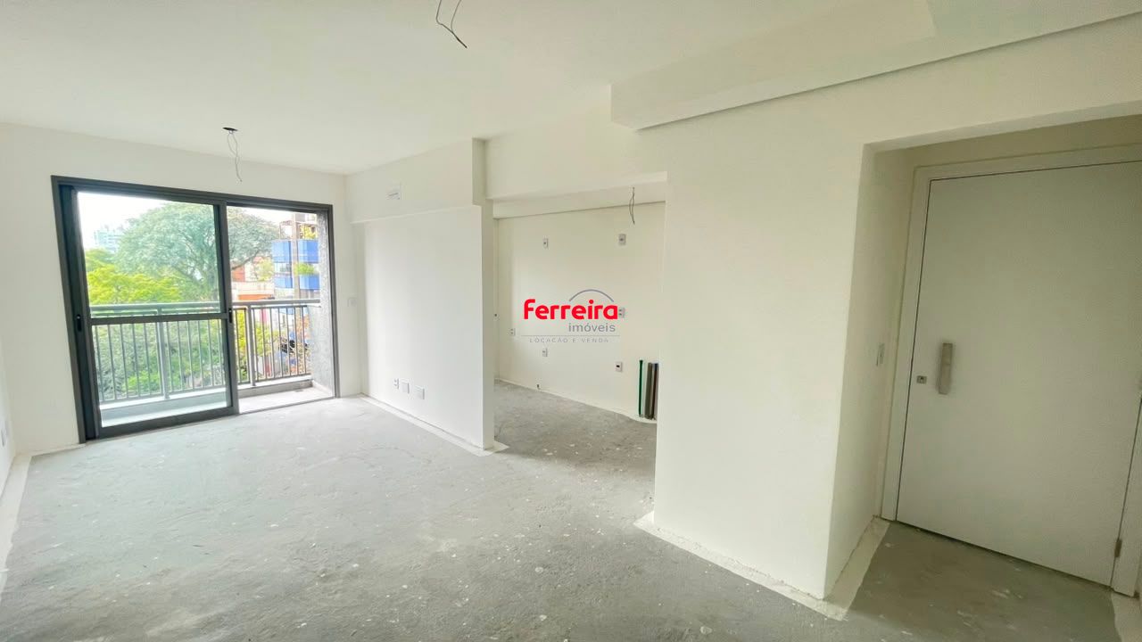 Apartamento à venda com 3 quartos sendo 1 suíte, com 82m², com 2 vagas, no bairro Petrópolis