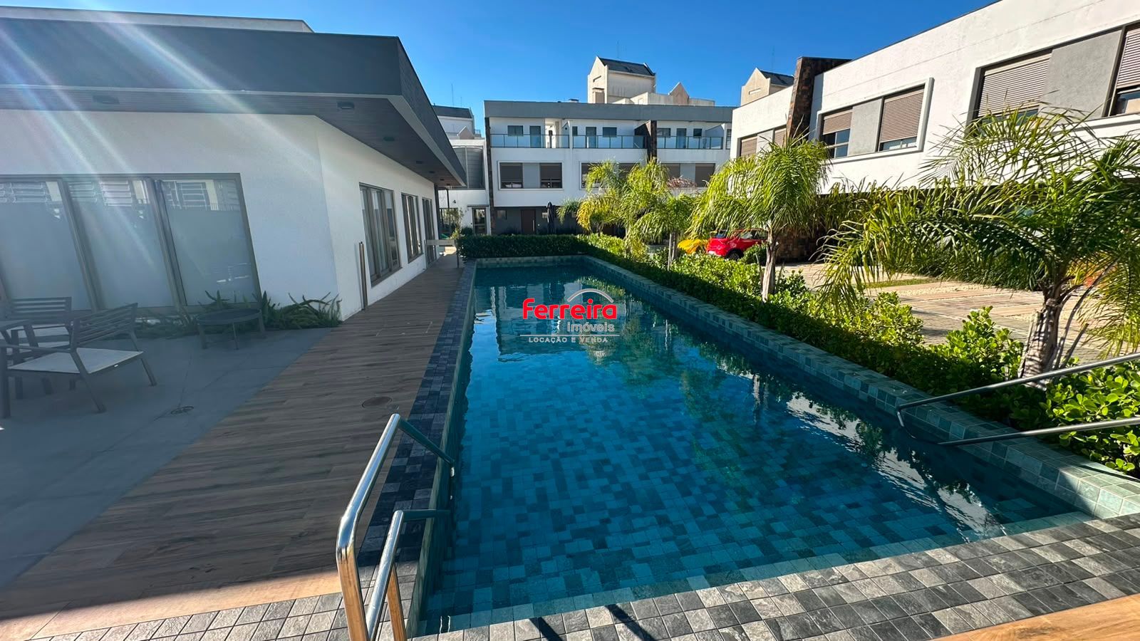 Casa em Condomínio com Terraço e Lazer Completo