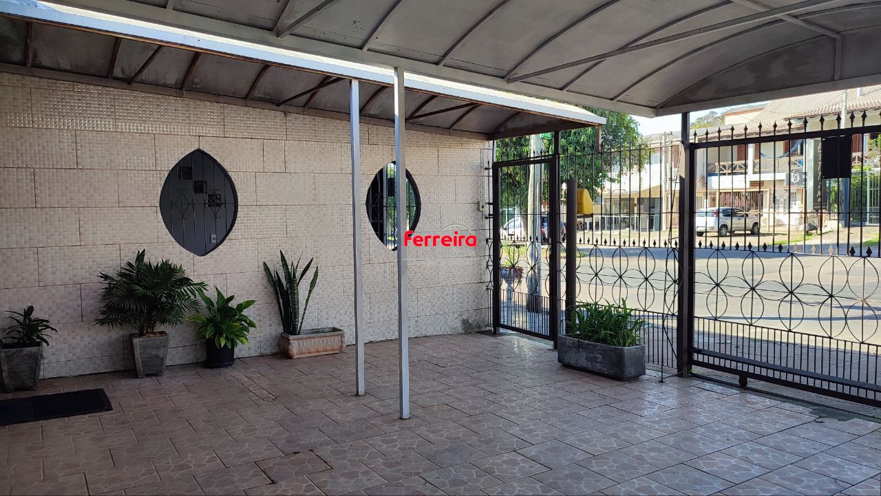 Casa com 4 dormitórios, na avenida Bernardinho Silveira Amorim, Rubem Berta