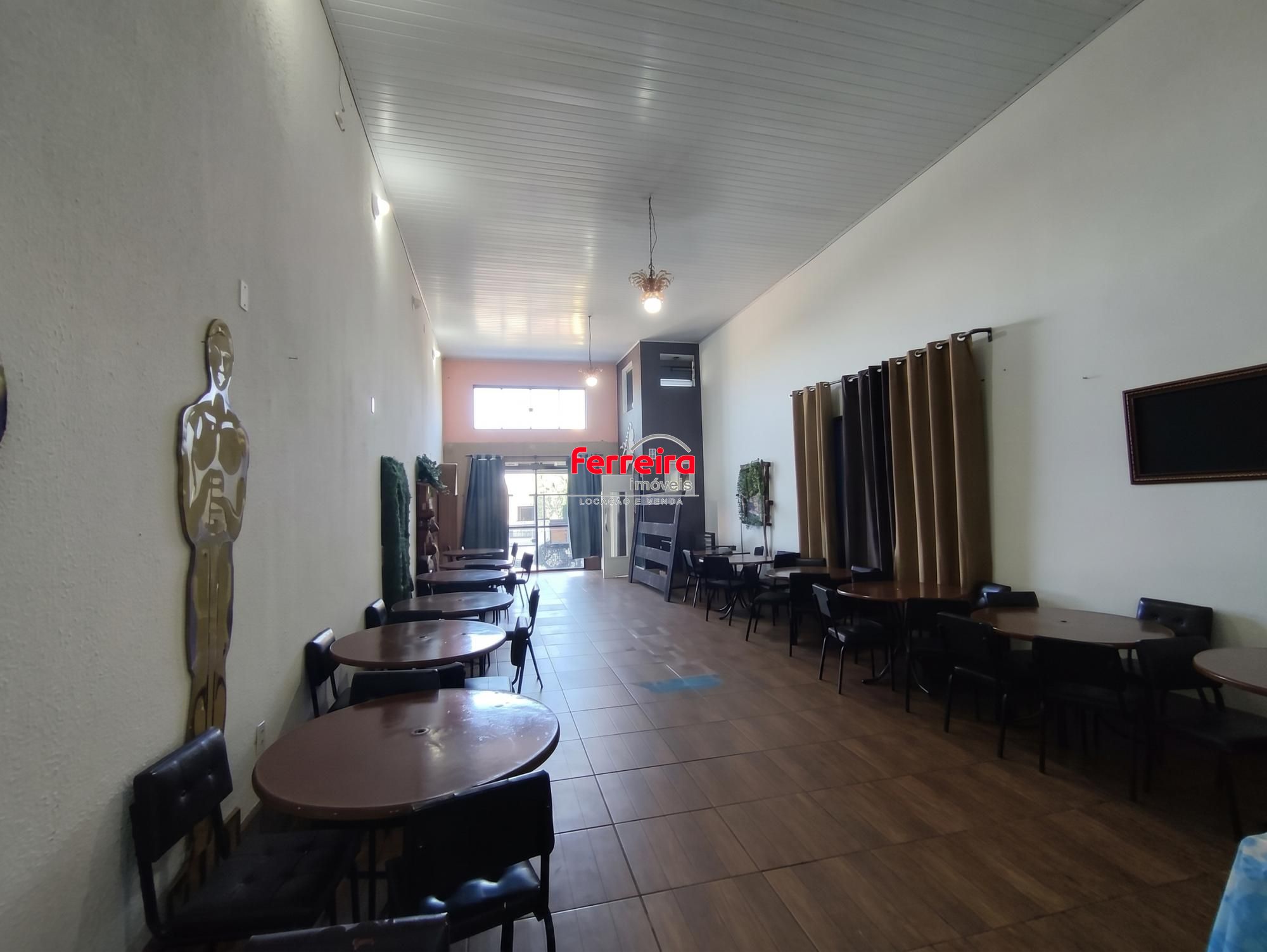 Casa Comercial, 2 salas, para alugar, 320 m², Cavalhada - Porto Alegre — foto 2