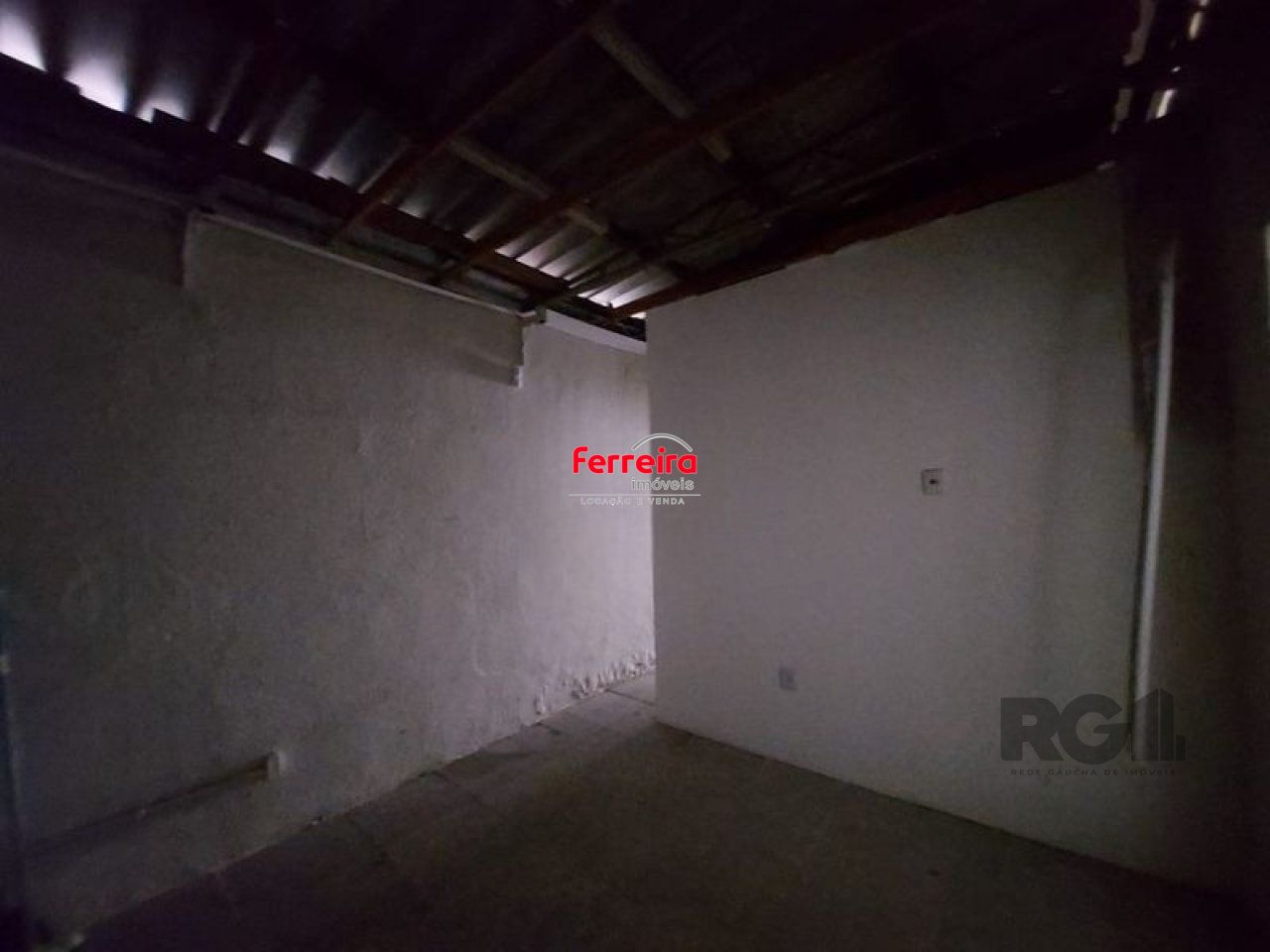 ivl5n_32161046827a306edfe9.jpg