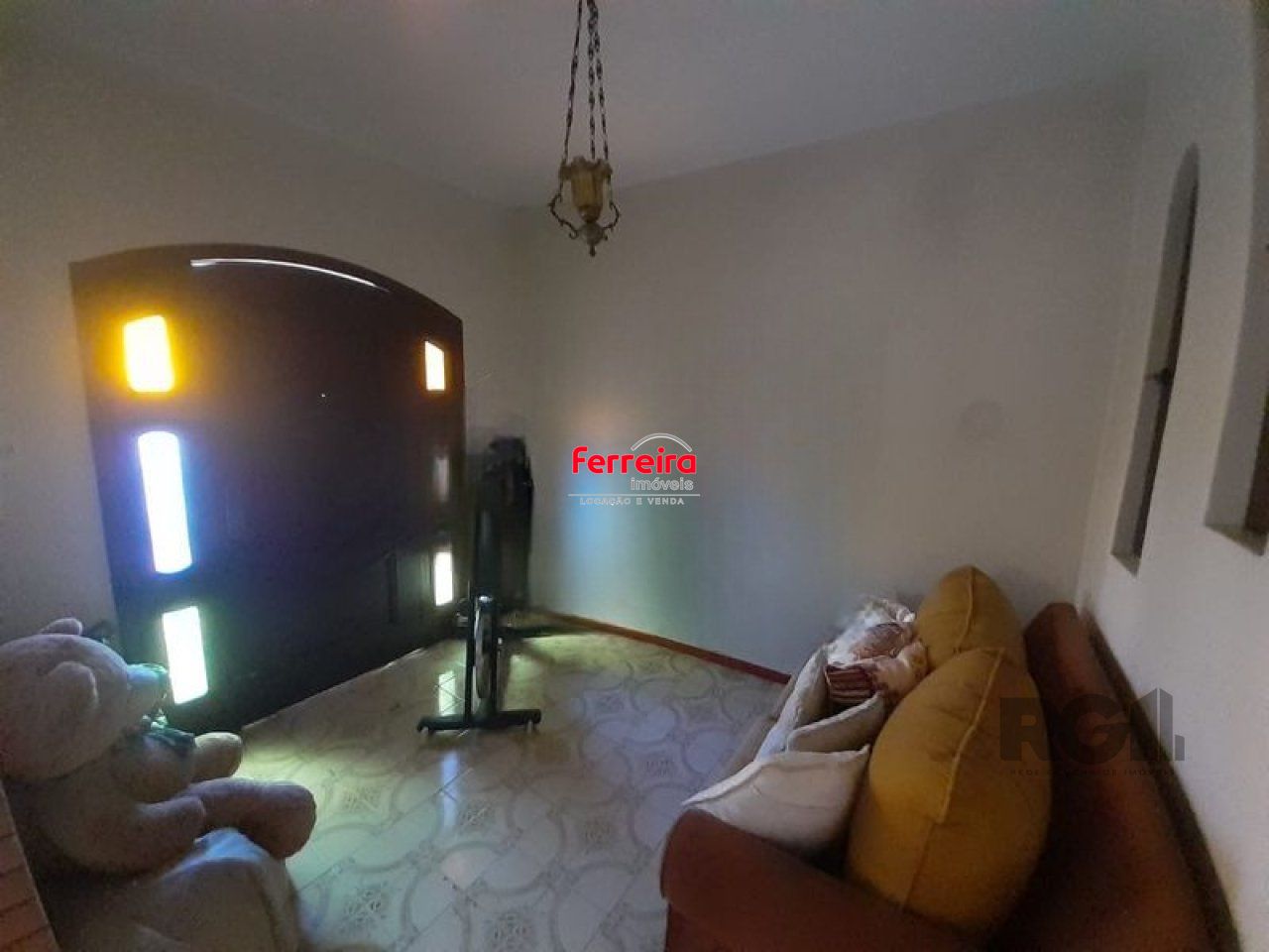ir4dV8MMt5r613n_32192076852f489da126.jpg