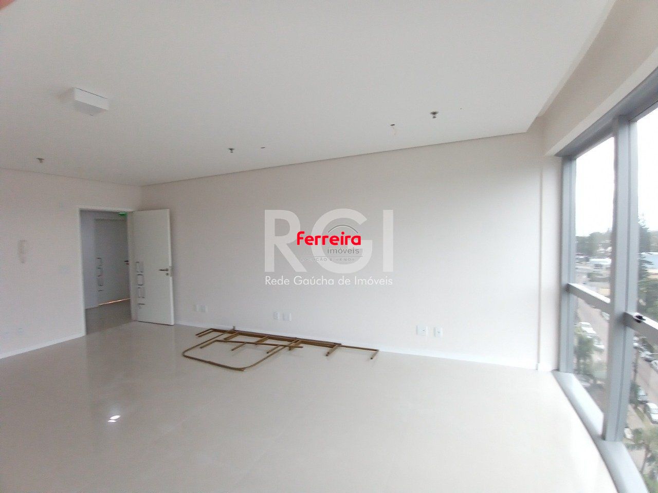 Sala Comercial, à venda, 37 m², Petrópolis - Porto Alegre — foto 2