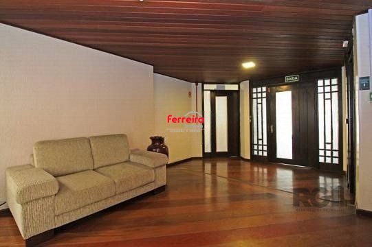 Cobertura com 126m², no bairro Santana em Porto Alegre/RS.