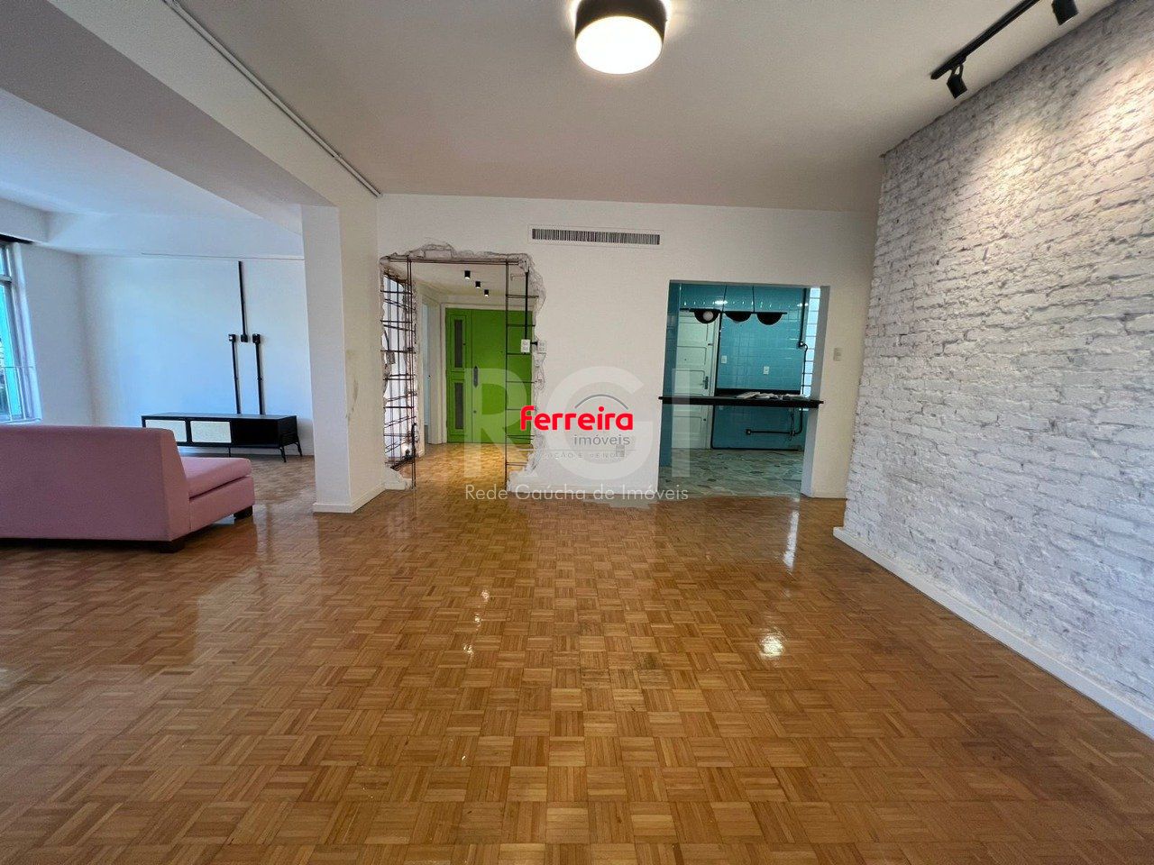 Apartamento a venda com 4 Dormitório(s) - Moinhos de Vento