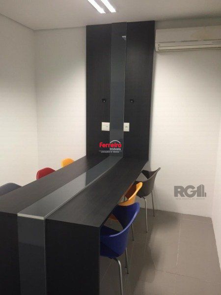 Sala Comercial, 1 sala, à venda, 67 m², Chácara das Pedras - Porto Alegre — foto 2