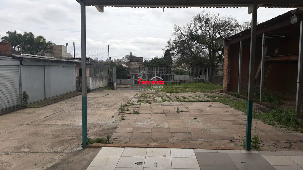 2473718.jpeg
