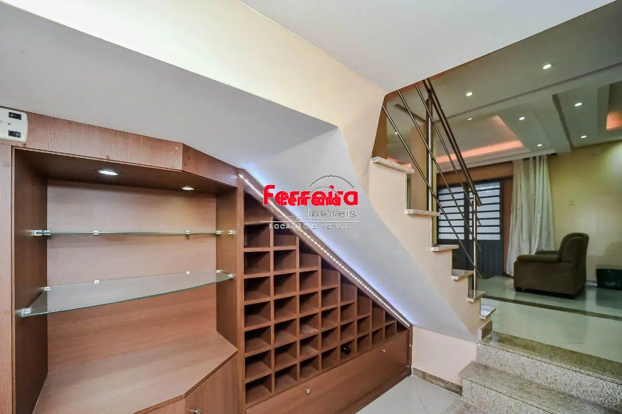Casa, 4 quartos, para alugar, 315 m², Jardim Itu - Porto Alegre — foto 4