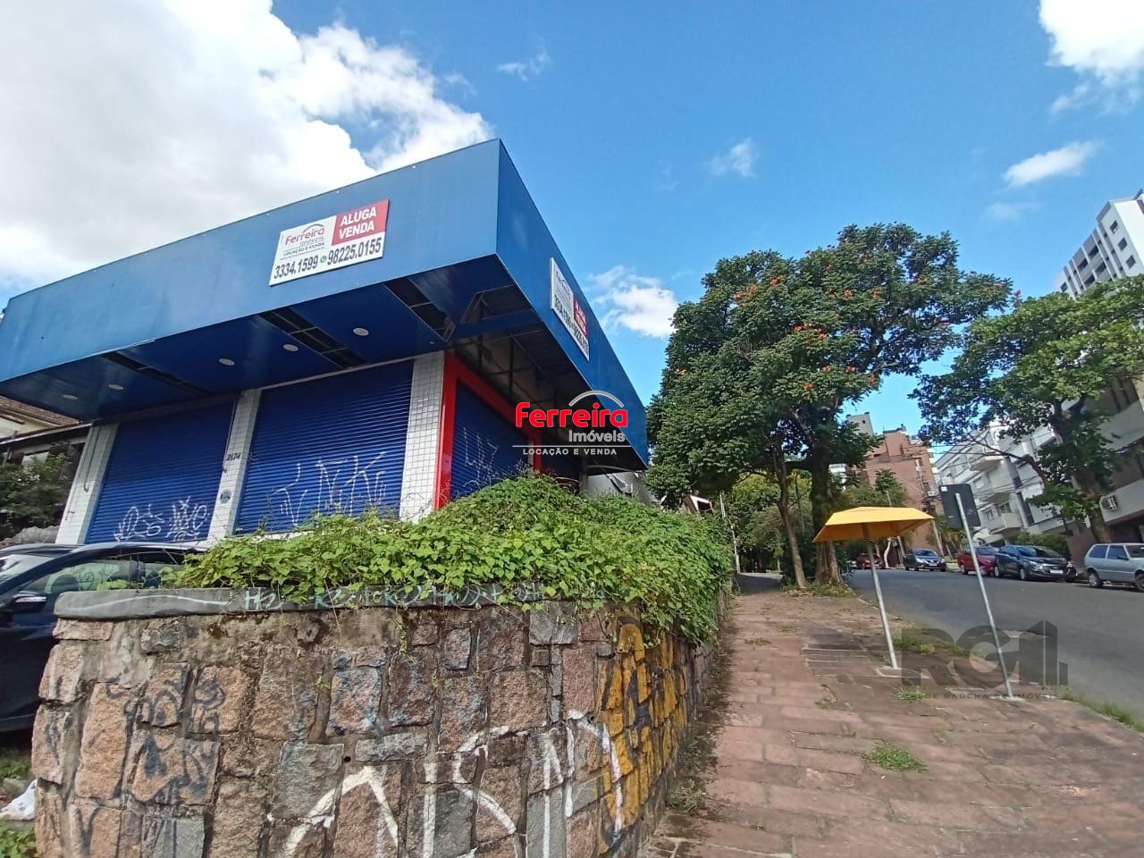 Loja para Venda - 377m², 0 dormitórios, 2 vagas - Petrópolis