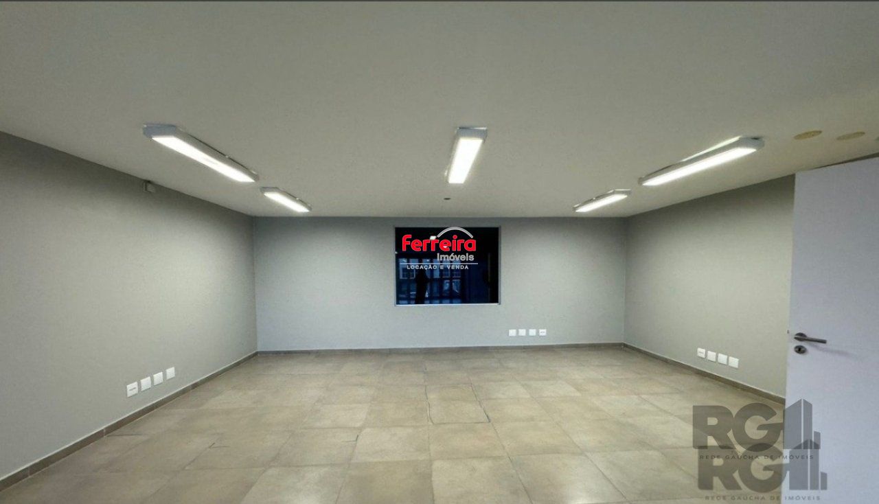Pavilhão, à venda, 810 m², Sarandi - Porto Alegre — foto 3