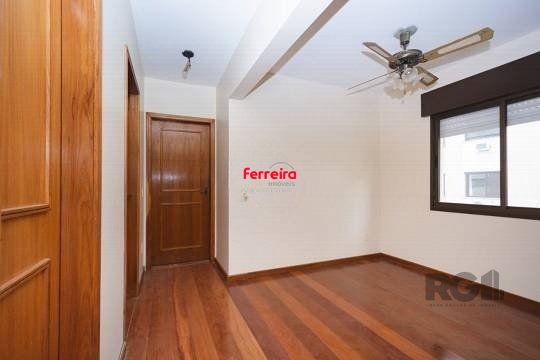 Apartamento para venda 2 dormitórios/suíte no Bairro Mont' Serrat - Porto Alegre