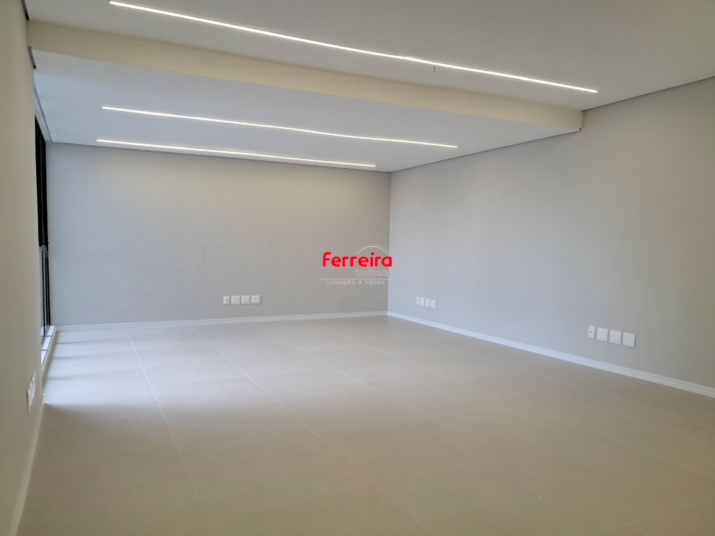 2562602.jpeg