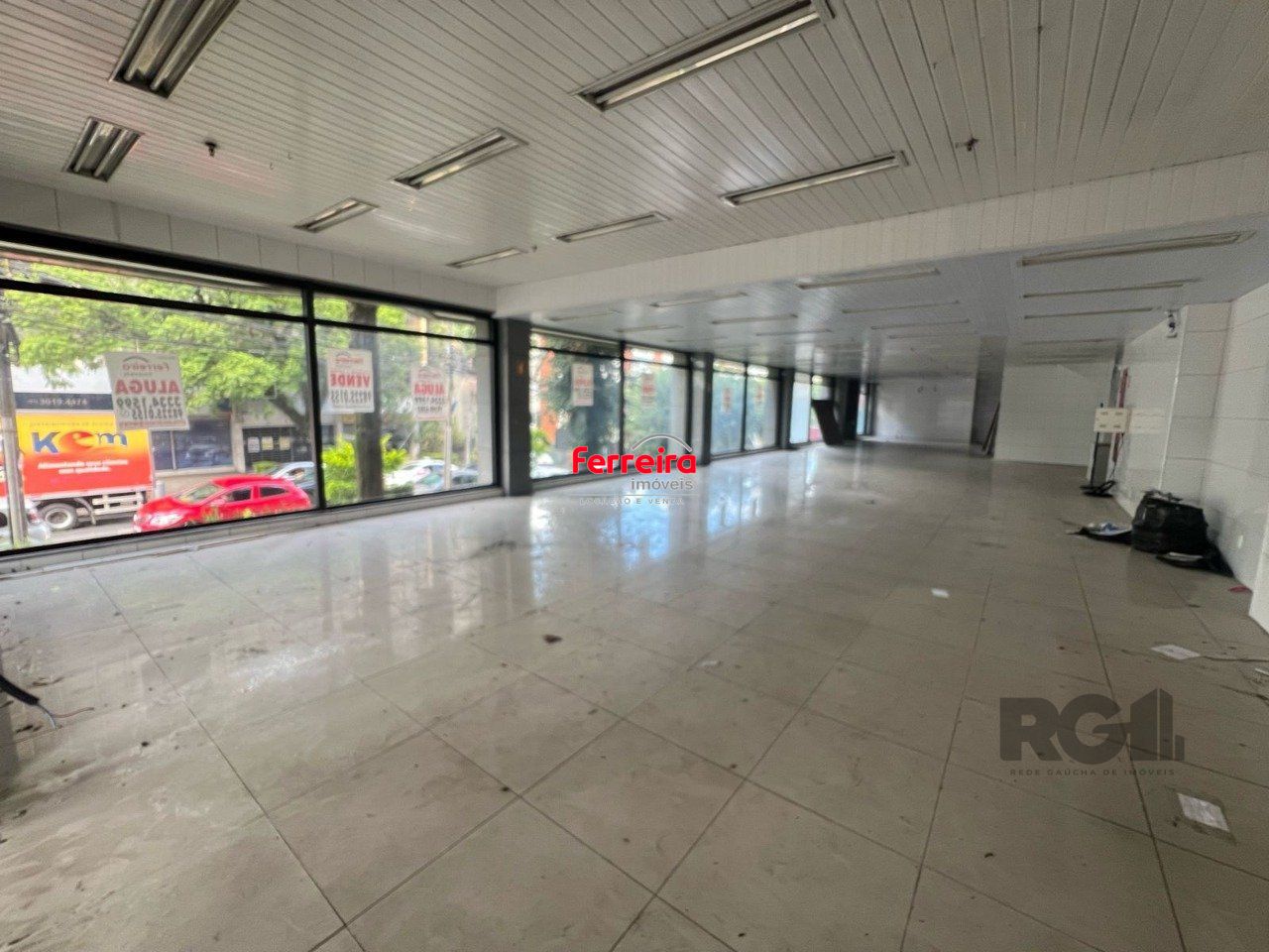 Loja, à venda, 420 m², Petrópolis - Porto Alegre — foto 2