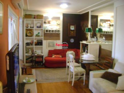 Apartamento localizado no bairro Bela Vista em Porto Alegre/RS.