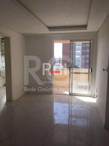 Cobertura de 2 (dois) dormitórios, com garagem, no bairro Passo da Areia em Porto Alegre/RS.