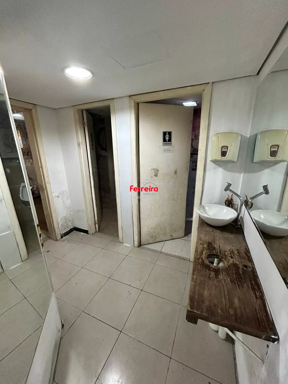 Loja, 1 sala, à venda, 199 m², Moinhos de Vento - Porto Alegre — foto 4