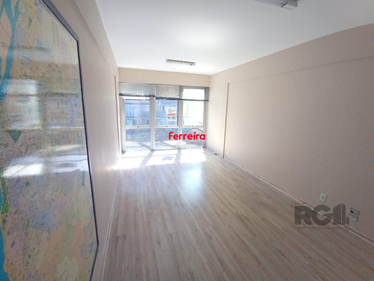 Sala Comercial, à venda, 25 m², Moinhos de Vento - Porto Alegre — foto 2