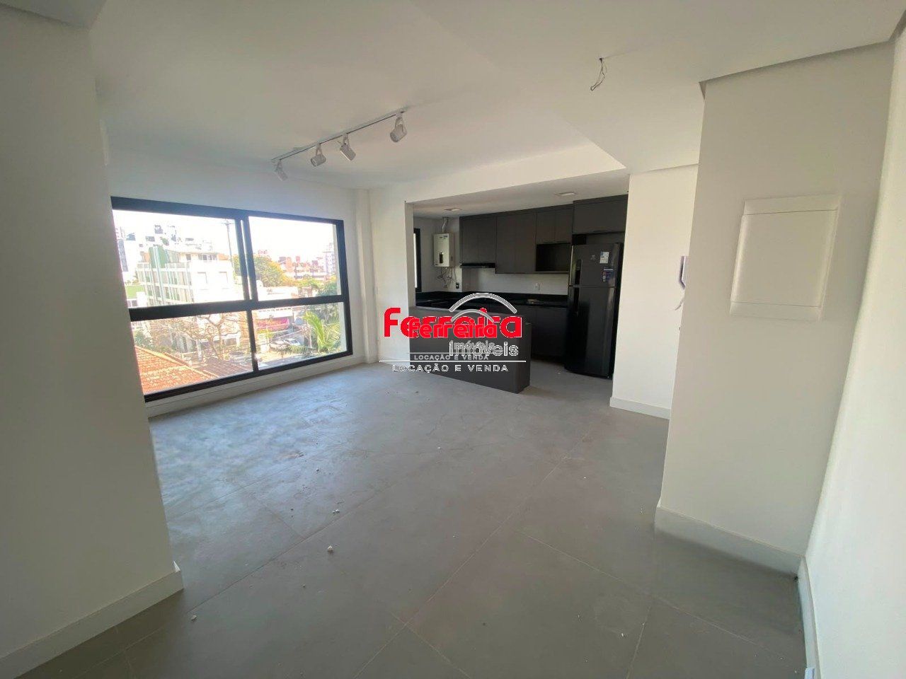 i556LMSJ3_116776a8f189874f7c.jpg