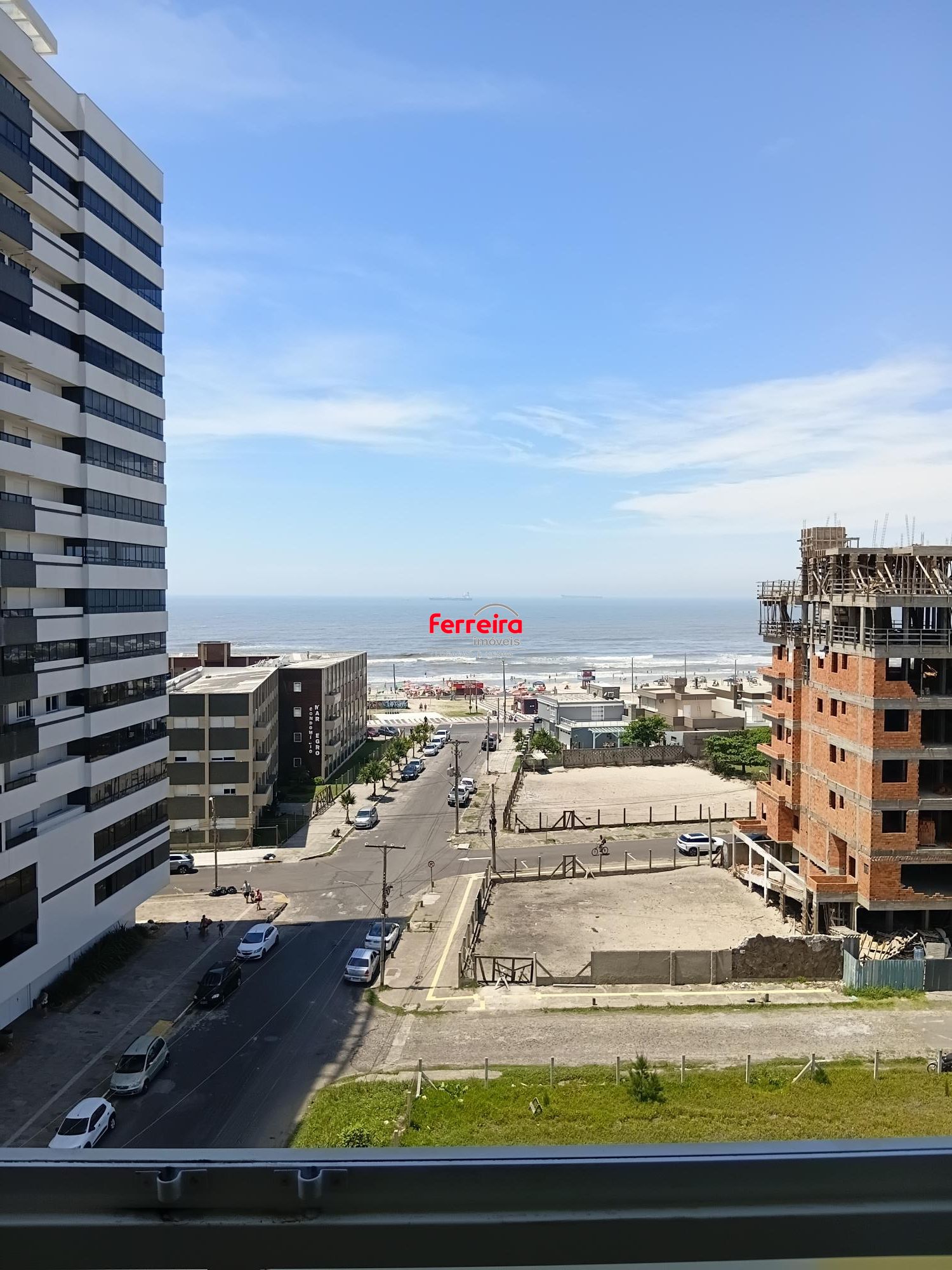 Alto padrão com excelente vista para o mar.
