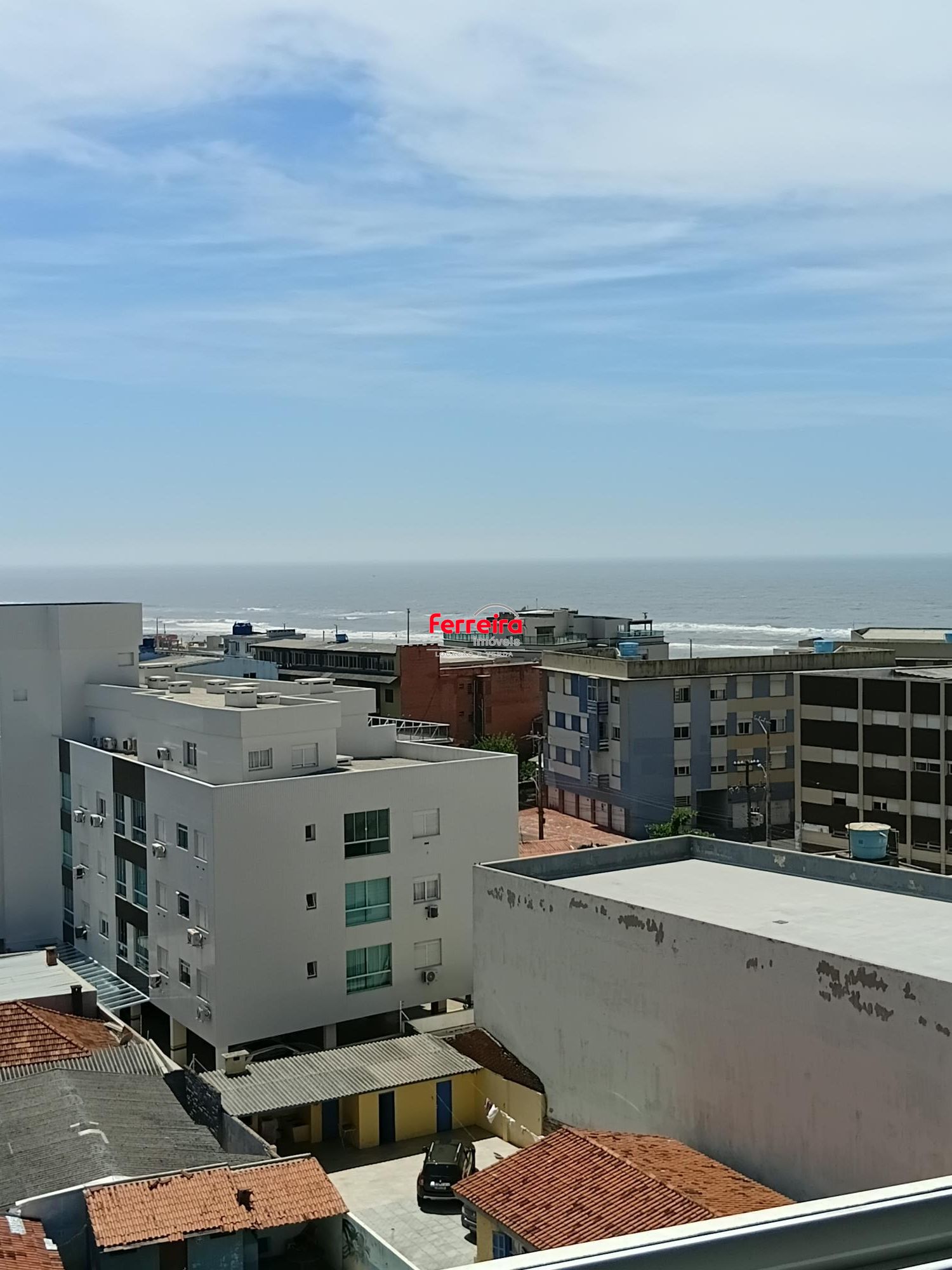 Empreendimento alto padrão com excelente vista para o mar.