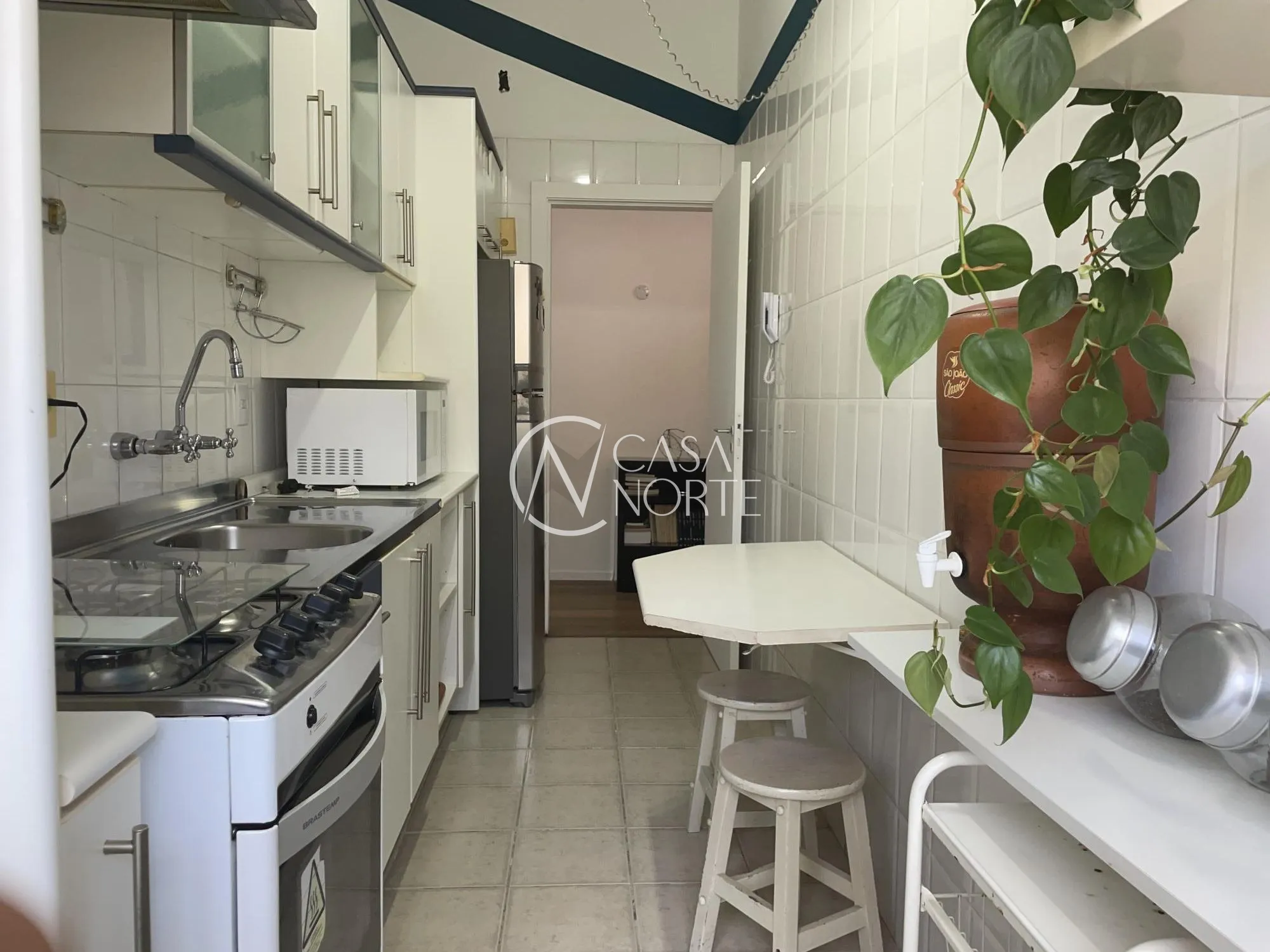 Cobertura à venda com 3 quartos, 140m², 1 suíte, 2 vagas, Rua Amélia Teles no bairro Petrópolis em Porto Alegre
