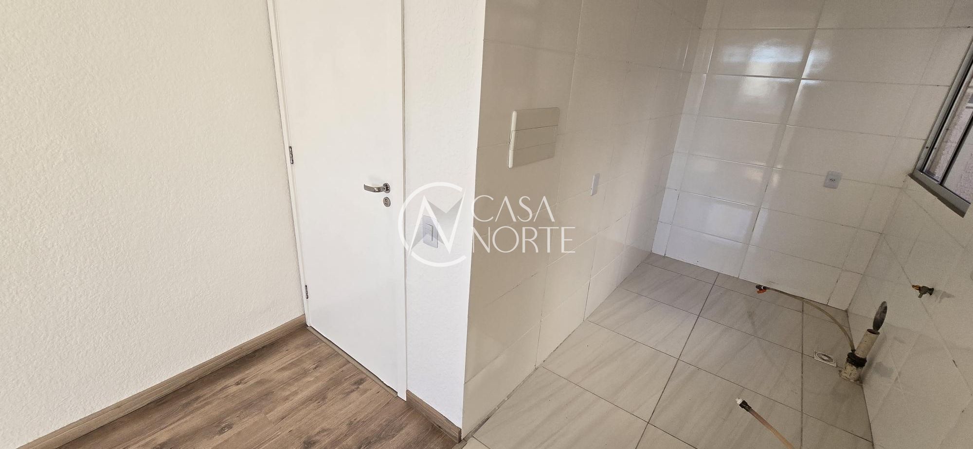 Apartamento à venda com 2 quartos, 40m², 1 vaga, Rua José Iuchno no bairro Hípica em Porto Alegre