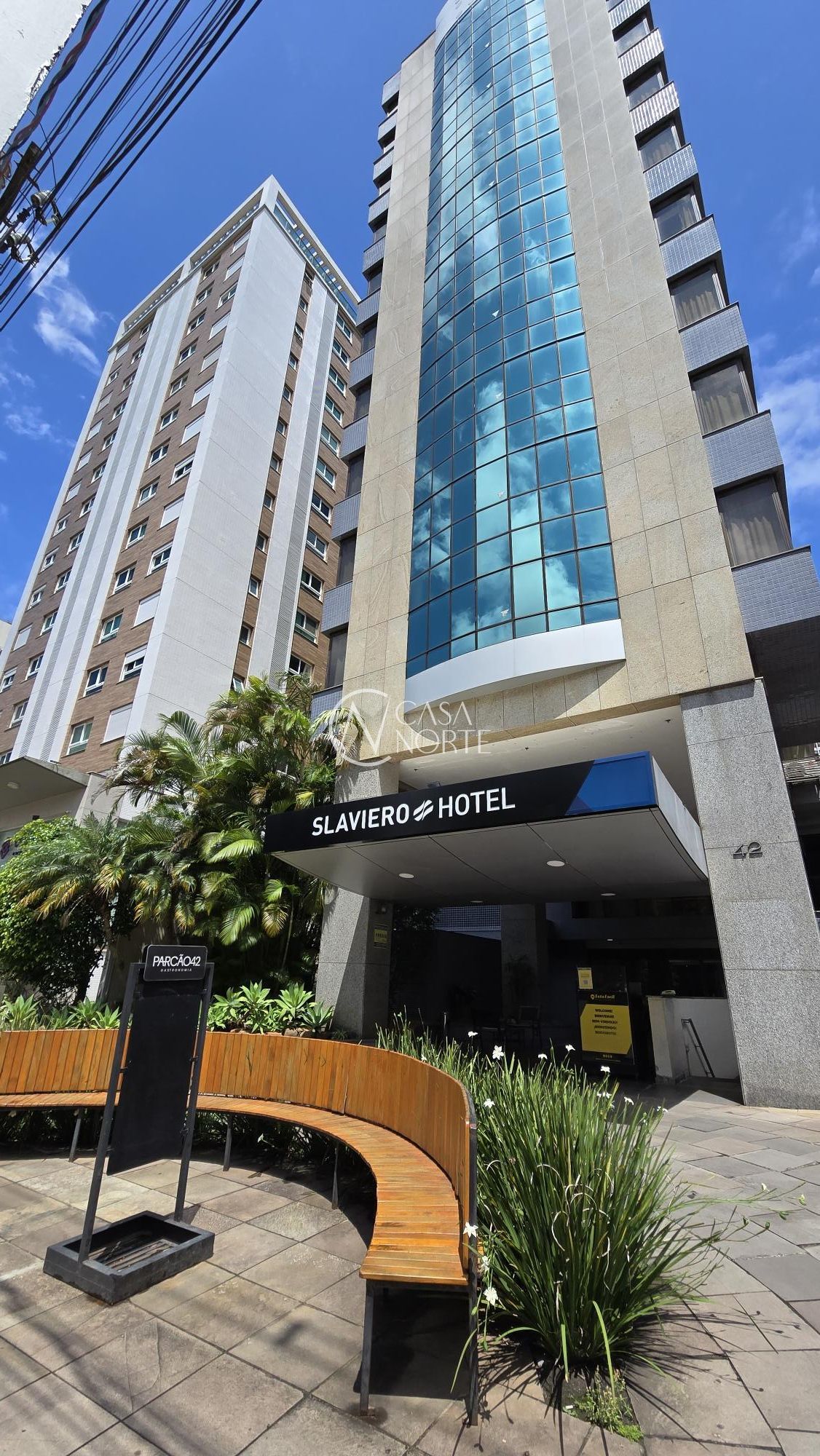 Flat à venda com 1 quarto, 29m², 1 suíte, Rua Comendador Caminha no bairro Moinhos de Vento em Porto Alegre