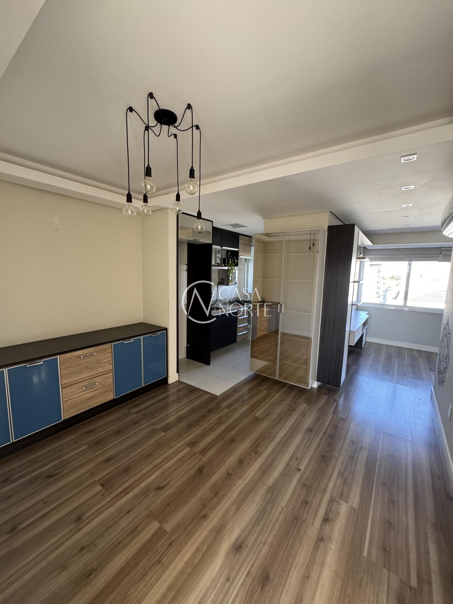 Apartamento à venda com 1 quarto, 44m², 1 suíte, 1 vaga, Rua Miguel Teixeira no bairro Cidade Baixa em Porto Alegre