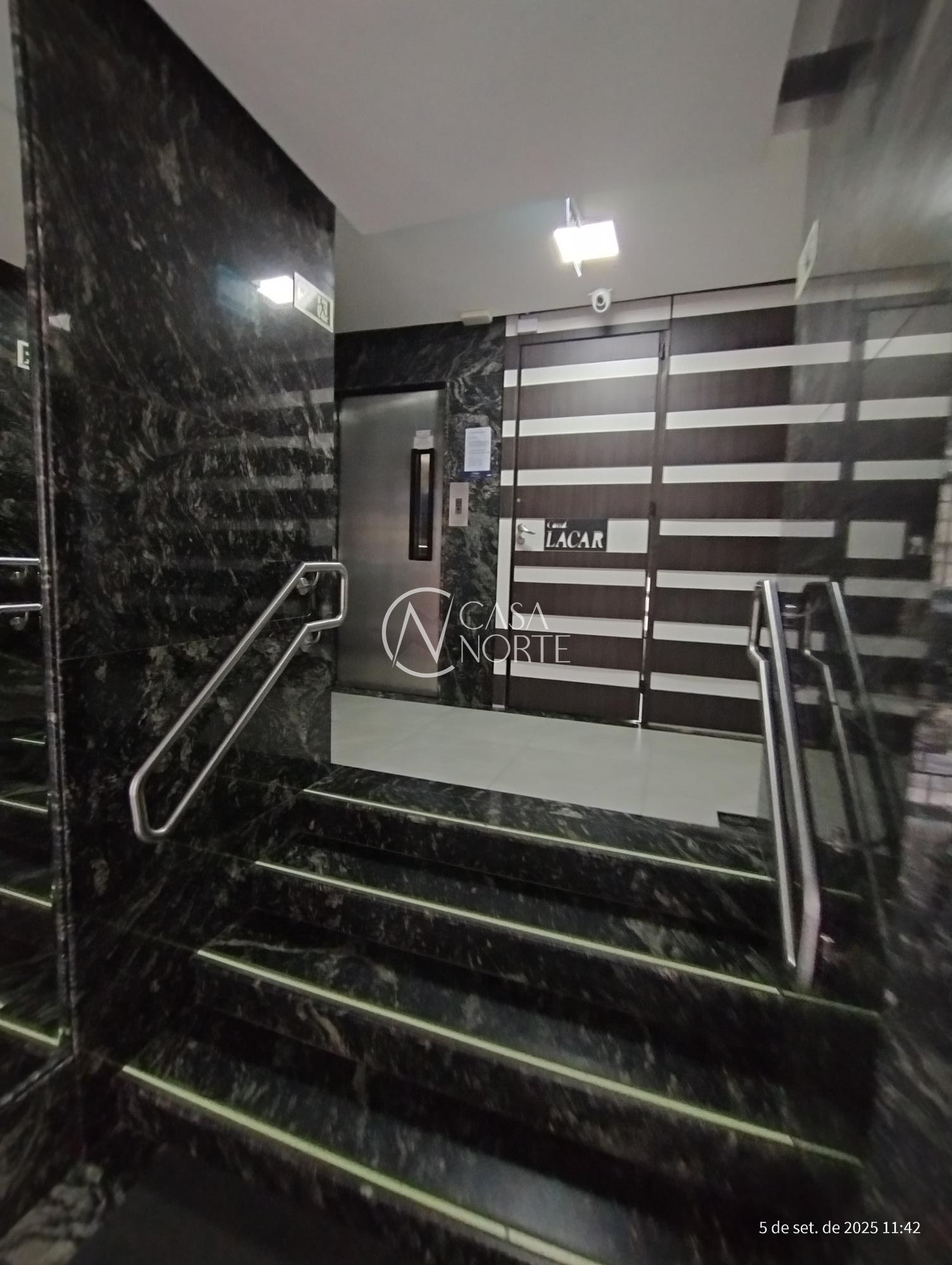 Apartamento à venda com 3 quartos, 113m², 1 vaga, Rua General Bento Martins no bairro Centro Histórico em Porto Alegre