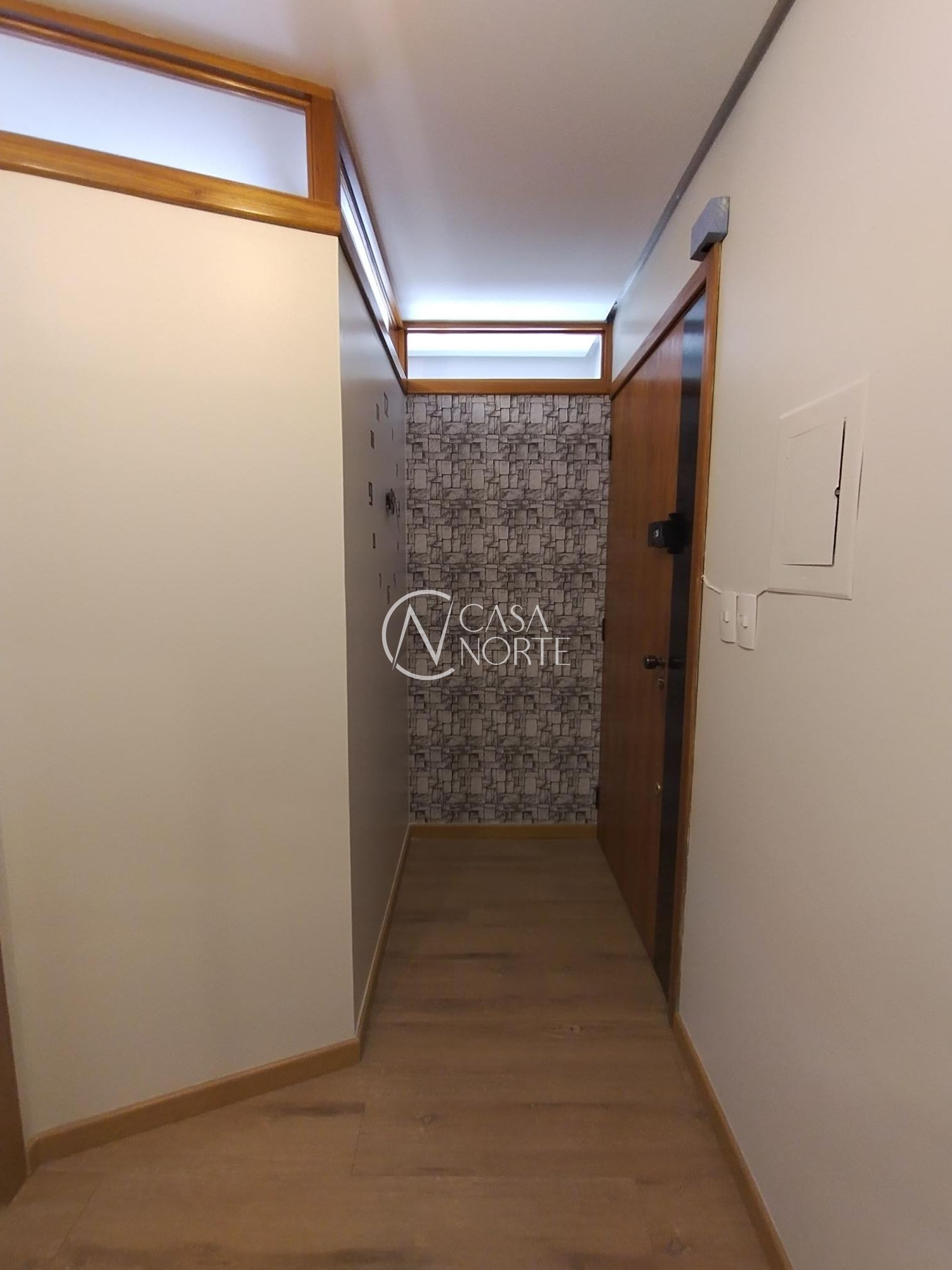 Conjunto Comercial à venda com 4 quartos, 40m², 1 vaga, Avenida Carlos Gomes no bairro Boa Vista em Porto Alegre