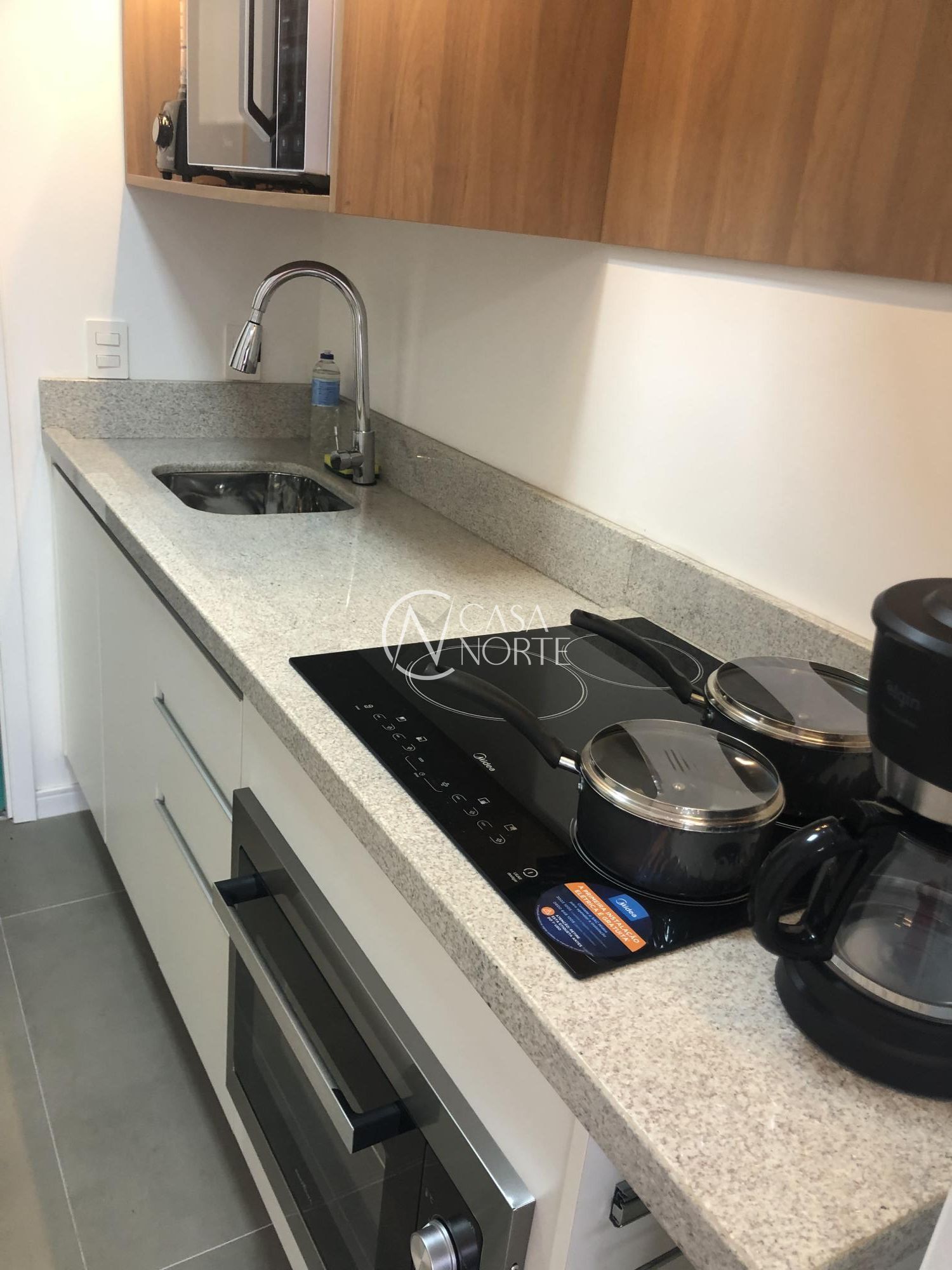 Apartamento à venda com 1 quarto, 25m², 1 vaga, Casemiro de Abreu no bairro Rio Branco em Porto Alegre