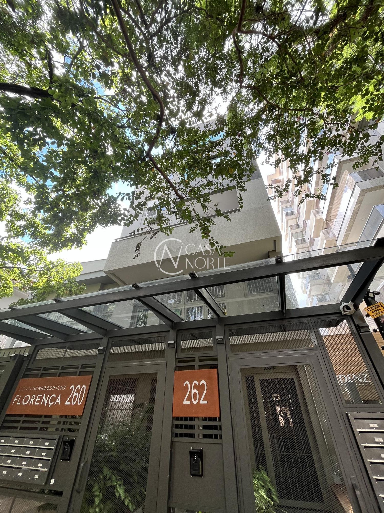 Apartamento à venda com 1 quarto, 88m², 1 vaga, Rua Vieira de Castro no bairro Farroupilha em Porto Alegre