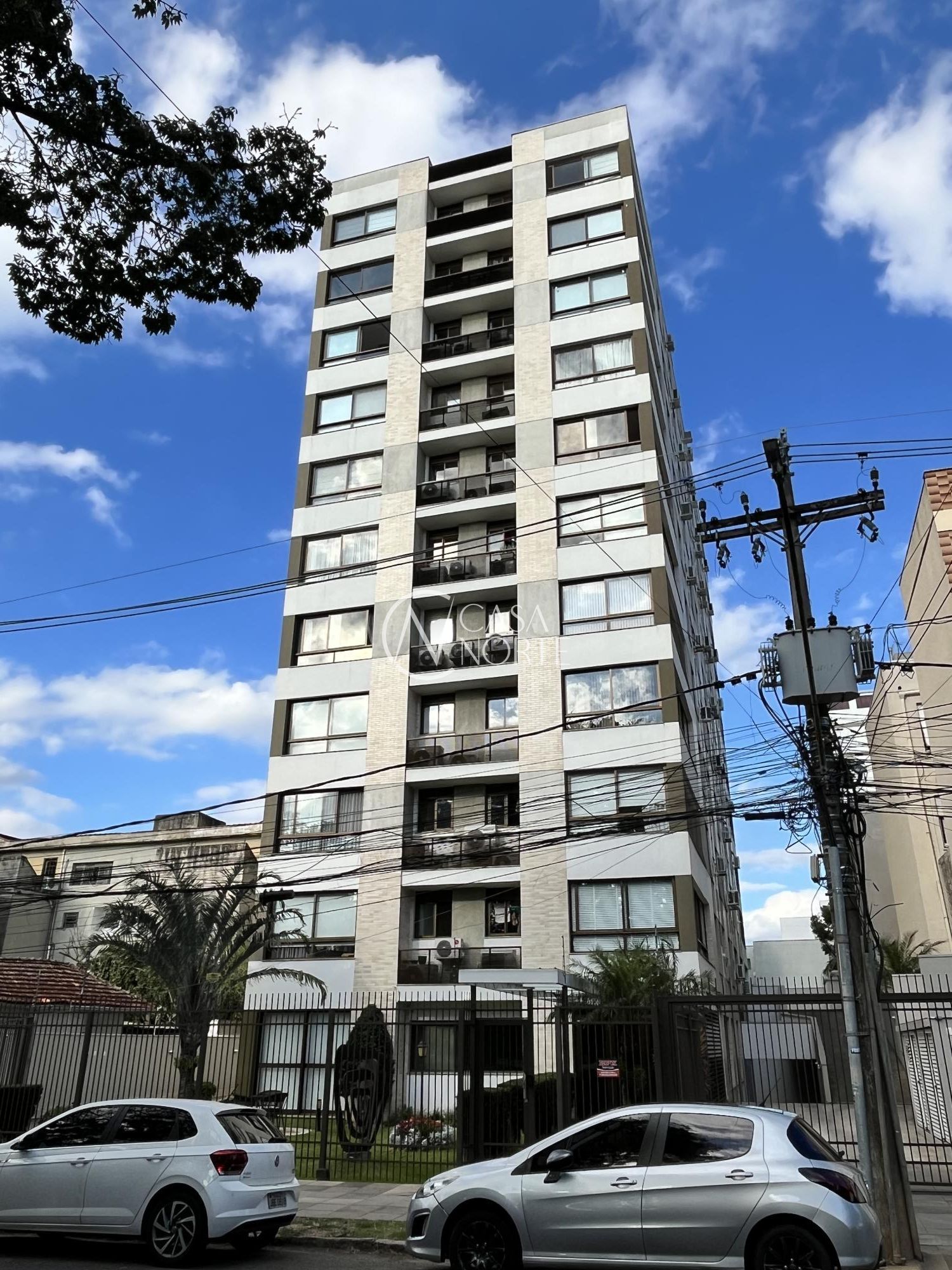 Apartamento à venda com 3 quartos, 90m², 1 suíte, 2 vagas, Rua Mucio Teixeira no bairro Menino Deus em Porto Alegre