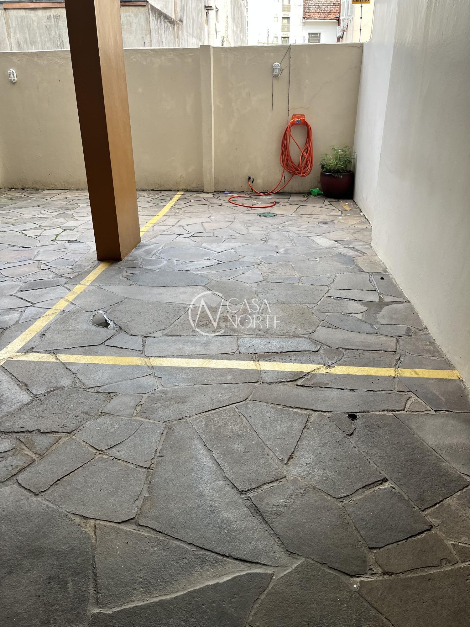 Apartamento à venda com 1 quarto, 51m², 1 vaga, Rua Santana no bairro Farroupilha em Porto Alegre