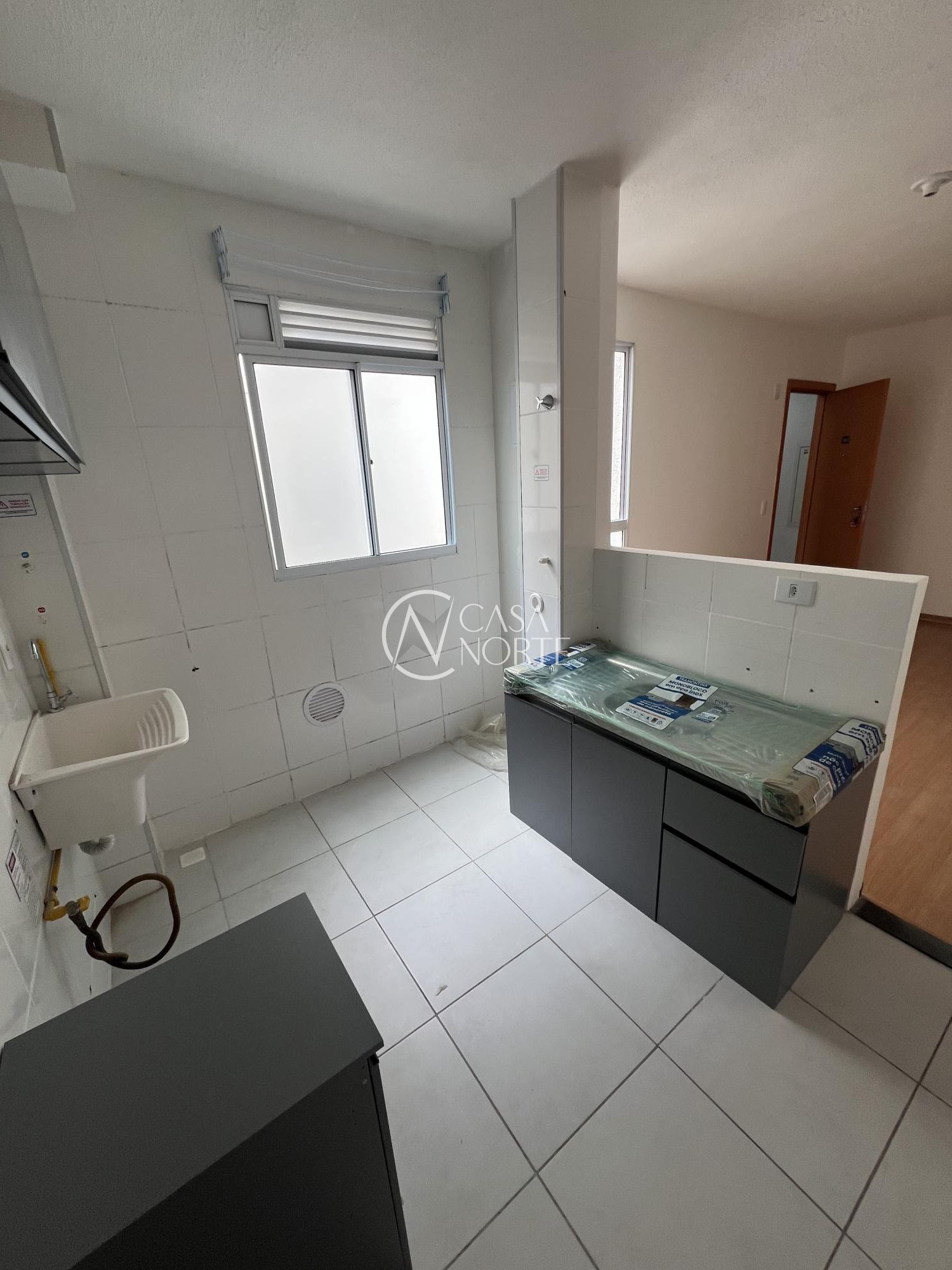 Apartamento à venda com 2 quartos, 40m², 1 vaga, Avenida Protásio Alves no bairro Morro Santana em Porto Alegre