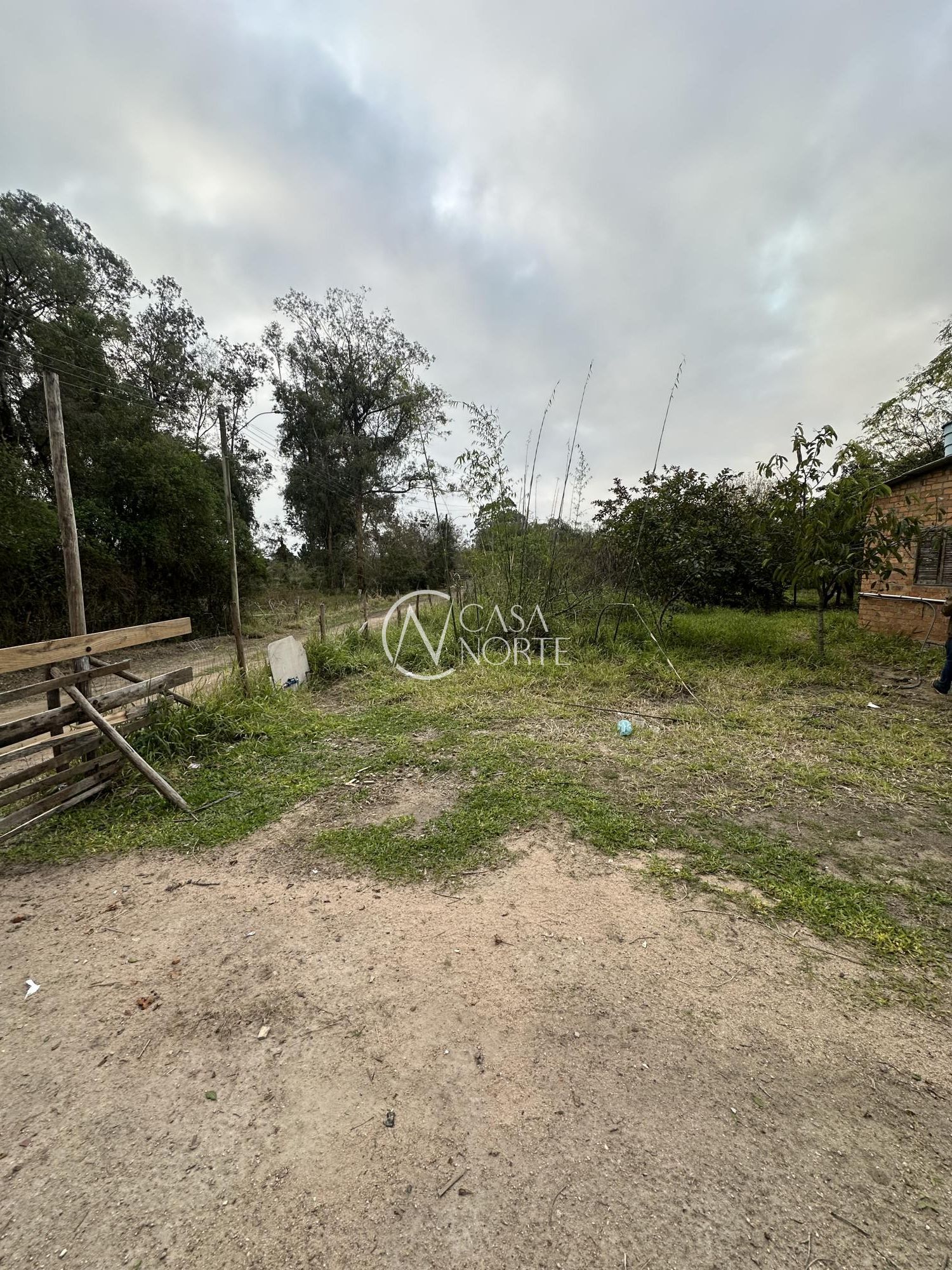 Chácara à venda com 2 quartos, 68m², 4 vagas, Beco do Paiva no bairro Boa Vista do Sul em Porto Alegre