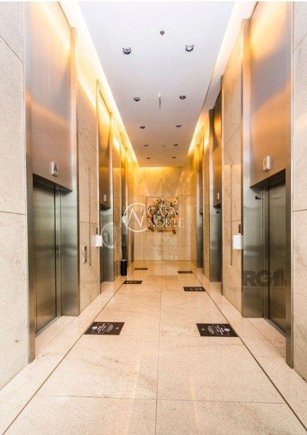 Sala Comercial à venda , 44m², Avenida Ipiranga no bairro Praia de Belas em Porto Alegre